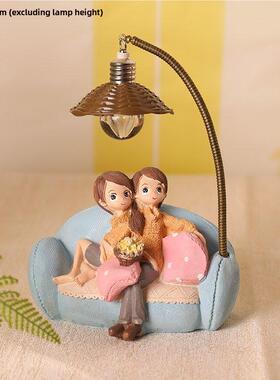 礼品陶瓷装饰品家庭人物卡通小装饰品陶瓷娃娃小装饰品男女白瓷对