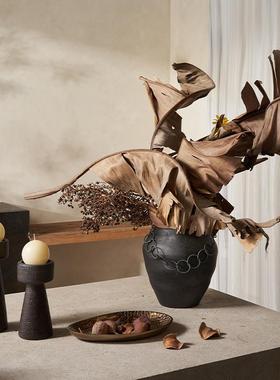 木作家具展厅餐桌软装设计原木风氛围布置艺术感侘寂风餐厅摆件