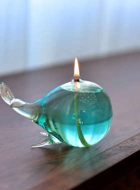 创意鲸鱼玻璃油灯烛台摆件北欧浪漫简约现代家用桌面无烟煤油灯