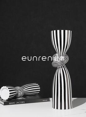 简ZSF约现创黑条纹白扭结烛代台树脂摆件样板房客厅电意视柜桌面