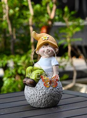 陶瓷小精灵可爱的小女孩卡通小男孩桌面家庭博古站人物装饰工艺品