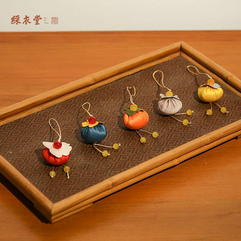 彩衣堂国风可爱柿子香包香囊手机挂件包挂平安福袋春节小礼品 - 图1
