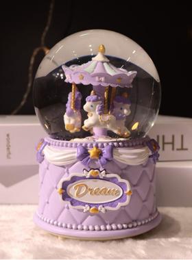 梦幻木马大号水晶球音乐盒厂家直销 卧室音乐灯光氛围装饰品摆件