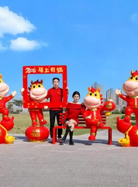 2026马年吉祥物卡通马造型装饰大摆件户外新年摆件商场步行街美陈