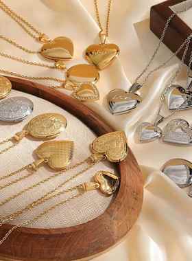 Delicate Floral Oval Heart Locket Pendant Necklaces for Wome