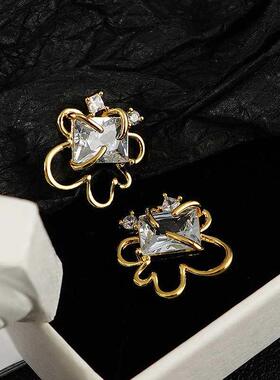 High-end earrings female niche design fashion 18k zircon ear