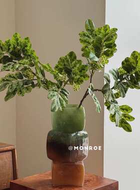 玉石高端质感大号渐变色花瓶 细腻有光泽客厅桌面装饰品花器批发