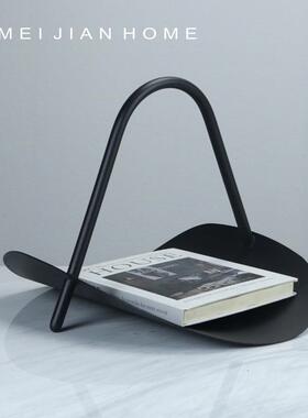 现代简约金属提篮书架杂志架摆件样板房售楼处书房客厅软装饰品