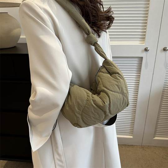 大容量棉服时尚新款褶皱云朵包绣线简约休闲托特腋下包包女