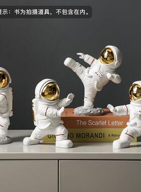 北欧现代样板间儿童房太空主题摆件男孩房功夫航天员创意装饰品