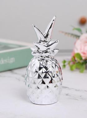 客厅摆件轻奢高级感2025新款现代简约菠萝陶瓷镀金家居饰品创意客