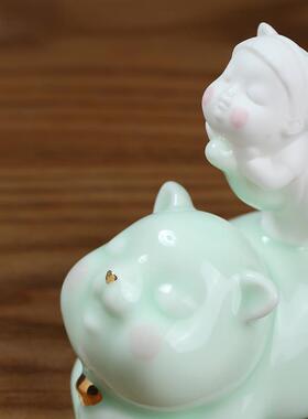 高档东方泥土陶瓷现代卡通可艺爱摆件办公宠室面书房茶几茶桌工装