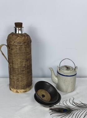 民俗怀旧老物件提梁茶壶茶碗复古茶馆客栈民宿摆件影视道具