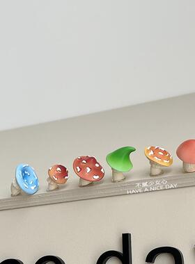 电脑长蘑菇！解压好物电脑屏幕摆件办公室桌面装饰治愈系上班搭子