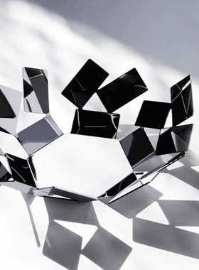 现代艺术几何镂空果篮客厅家用茶几装饰创意摆件不锈钢果盘送礼