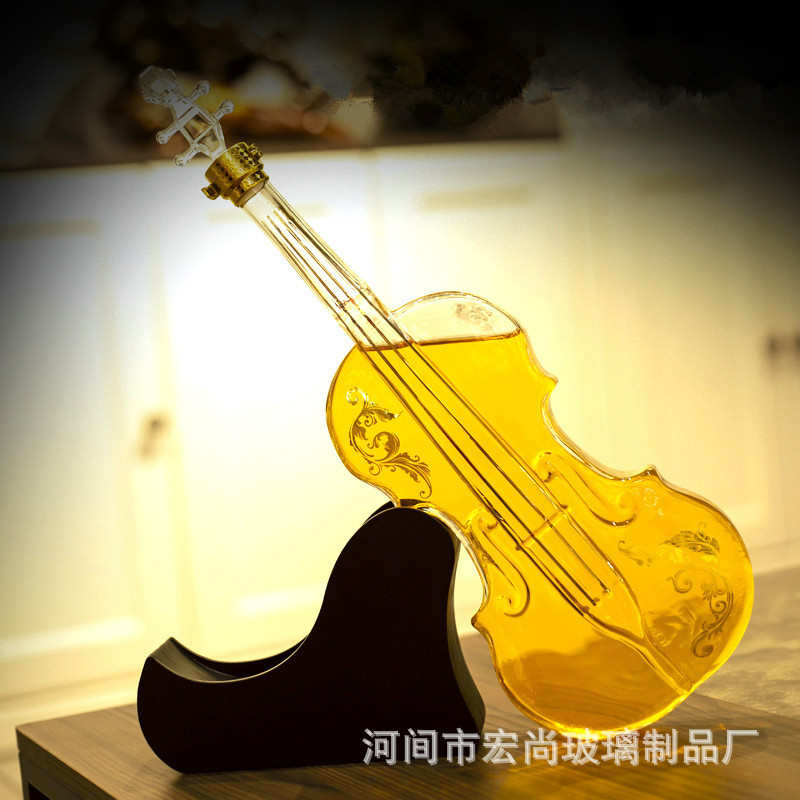 Violin guitar shaped wine bottle special-shaped wine storage transparent sealed high-end foreign wine thickened glass wine bottle