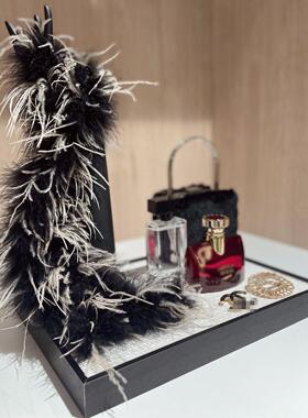 MOON慕空间轻奢样板房展厅衣帽间女士梳妆台香水软装饰品摆件道具