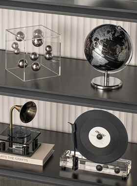 现代音乐主题轻奢样板间售楼处书房黑胶复古唱片机软装组合摆件