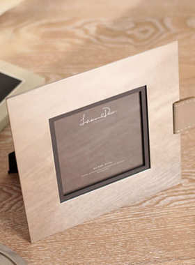 现代轻奢创意高端不锈钢相框摆件办公桌书桌书房书架床头柜装饰品