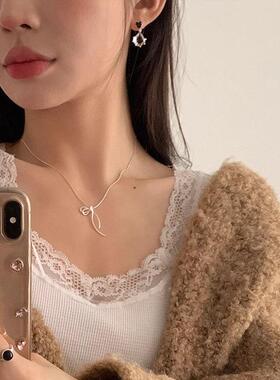 装饰项链女款2026新款随意感线条蝴蝶结项链女时尚简约小众设计气