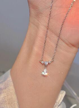 搭配衣服的项链配饰锆石水滴吊坠项链女小众设计感高级轻奢简约百