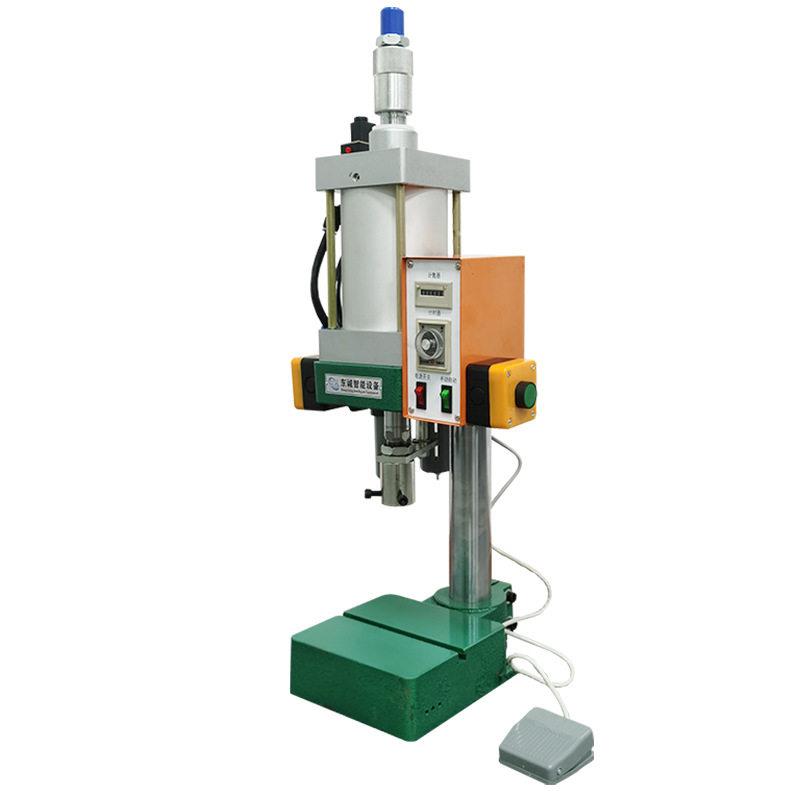 Manufacturer produces and sells small pneumatic presses, ring buckle riveting presses, mobile phone case punching equipment, small pneumatic punches