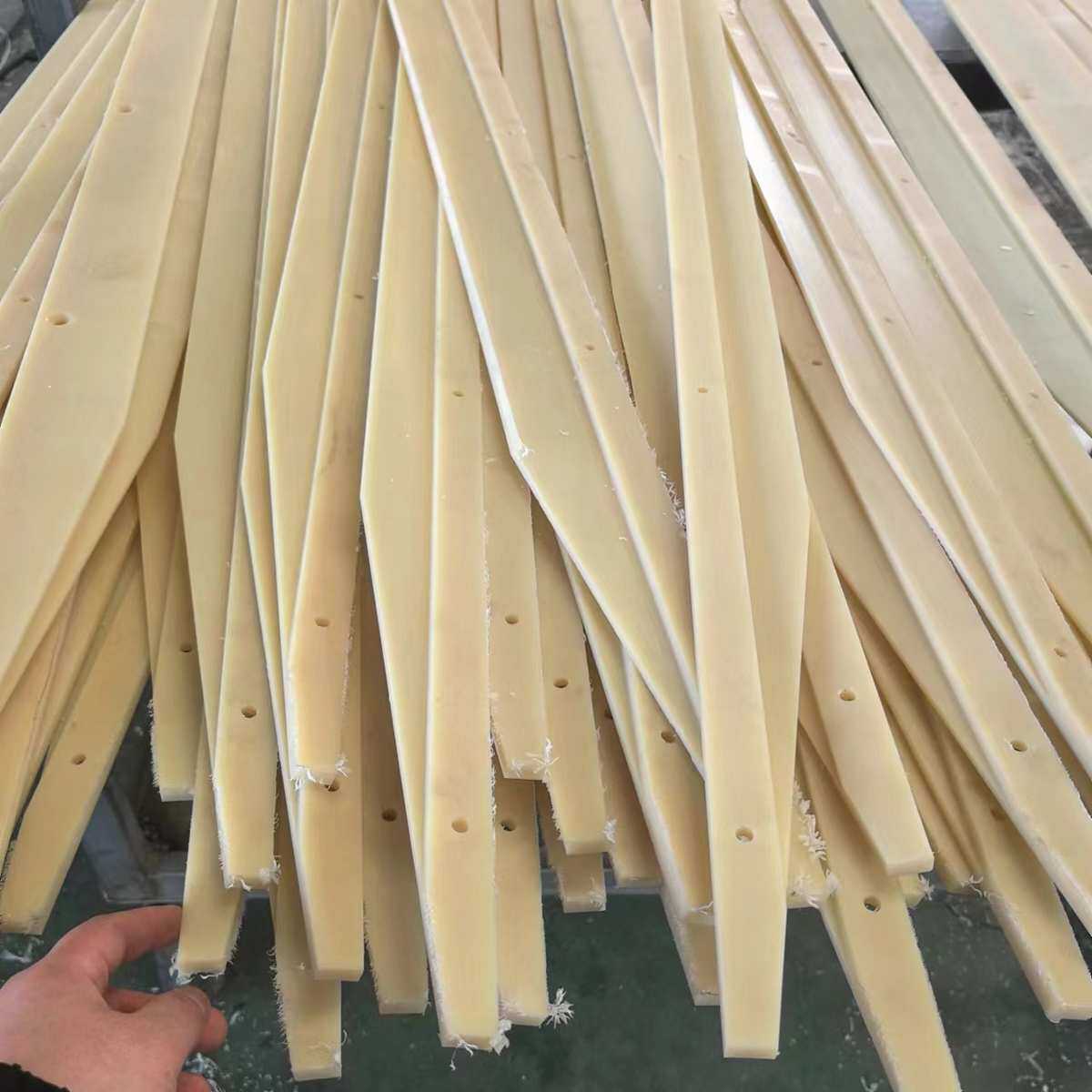 尼龙垫板滑块V型支撑耐磨块 尼龙垫条 PA66尼龙板尼龙加工件,淘宝优惠券,粉丝福利购,淘宝优惠卷