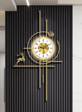 挂钟客厅2024新款家用现代创意北欧简约大气格栅超静音装饰石英钟