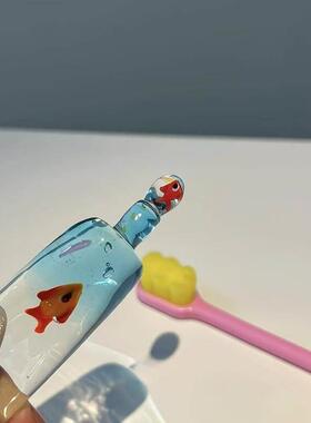 琉璃牙膏小鱼摆件透明彷真玻璃工艺品淄博纯手工纪念品桌面装饰品
