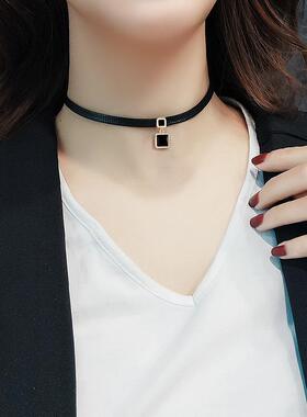 黑色皮绳项链女短款颈带锁骨链2025年新款ins简约森系气质脖颈链