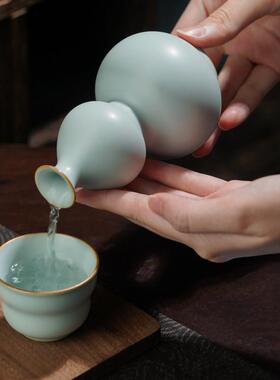 青澹汝窑葫芦瓶摆件客厅博古架装饰景德镇小花瓶陶瓷覆古汝瓷开