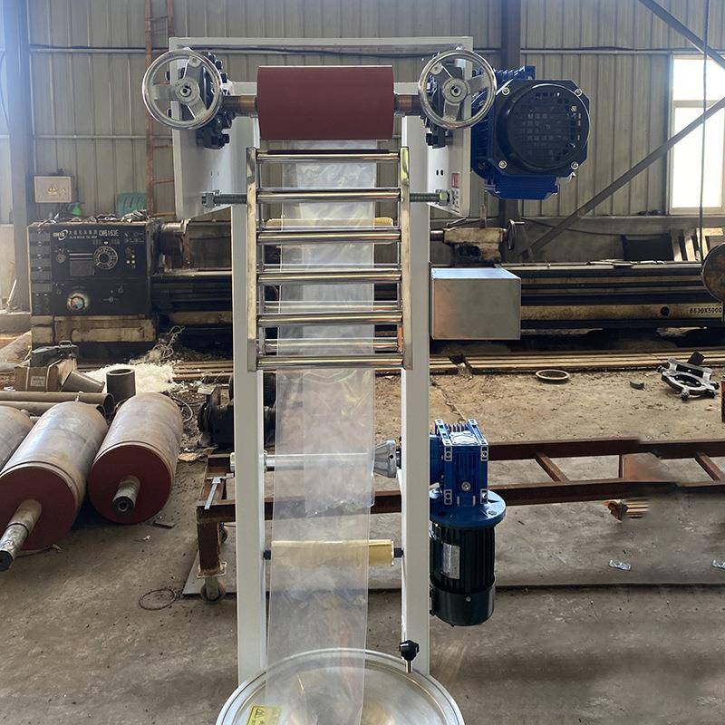 Tonglei Machinery Manufacturer sells laboratory film blowing machine, plastic film blowing machine, small film blowing experimental machine