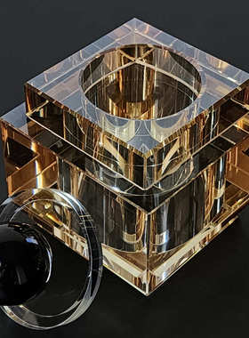 创意高级感水晶香薰瓶客厅桌面方形工艺品棉签罐轻奢玄关装饰摆件