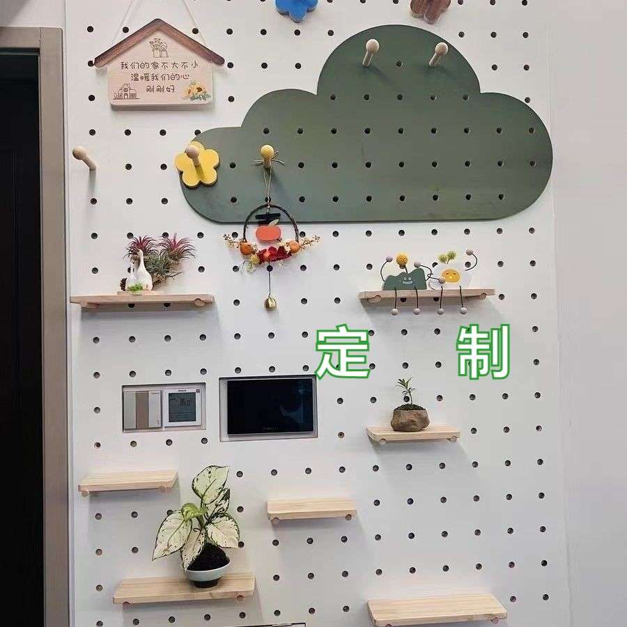Yun PDK hanging board storage rack entrance entrance wall round upper half-shaped hole board surface storage rack partition solid wall wood