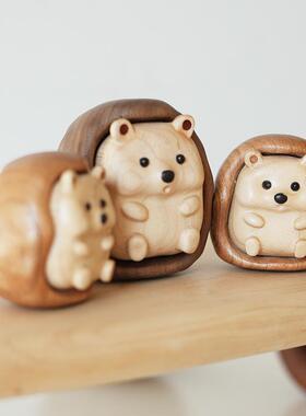 三角形小刺猬黑胡桃纯实木玩偶高档家居摆件创意可爱原创设计礼品