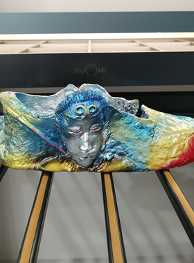 周晁ZICO 《黑神话悟空库里手握奈克砍刀》限量雕塑单只艺术球鞋