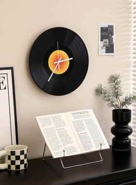 覆古黑胶唱片时钟摆件网红同款客厅玄关卧室钟表桌面装饰轻奢高档