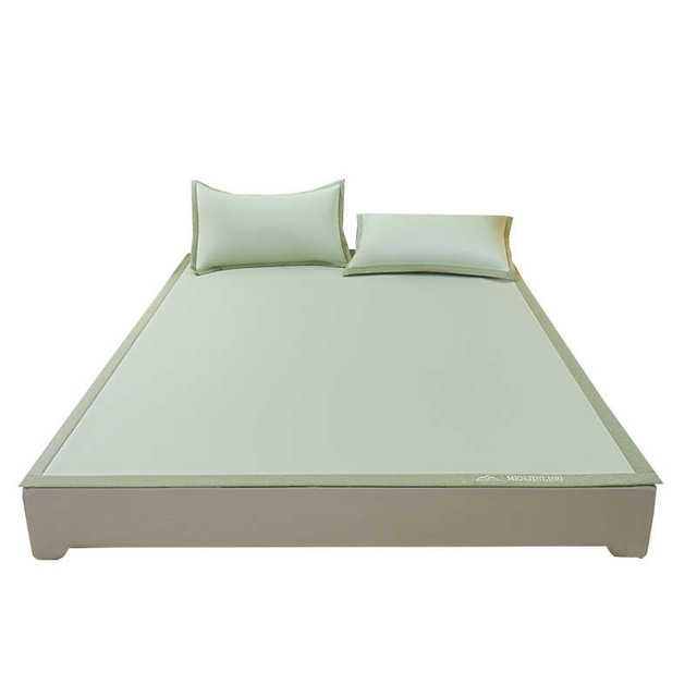 New Class A-class mother-child grade ice silk mat machine-washable summer mat summer sheet 2025 new winter and summer dual-purpose