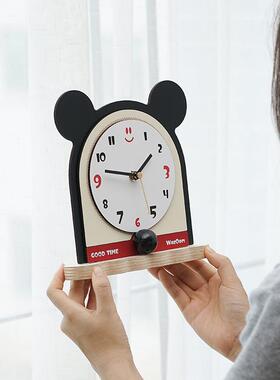 WOZOOM屋准卡通创意时钟摆件入户玄关摆台式座钟家居客厅装饰