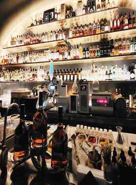 欧洲装饰空瓶饰品酒柜客厅入口全屋定制展厅创意酒瓶饰品模拟酒