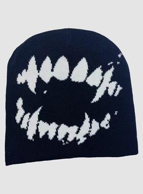 Unisex Knitted Fabric Beanie - Bone Graphic Black & White