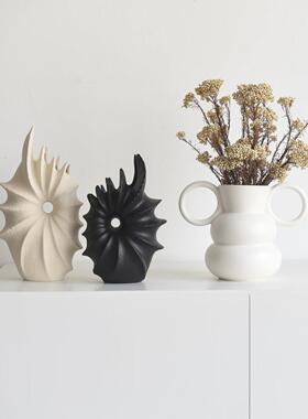 意式轻奢黑白现代海螺花器样板间电视柜玄关家居装饰品花瓶摆件