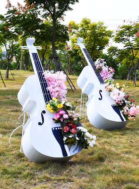 大提琴雕塑户外草坪花箱摆件售楼部造景观园林欢迎回家美陈装饰品