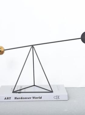 平衡艺术品摆件现代简约创意蓝橙色点线几何指南针软装家居装饰品