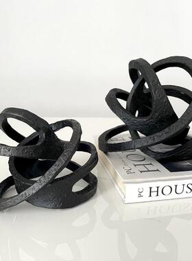 新中式创意铸铁黑色缠绕球摆件样板房售楼部书房桌面镂空球装饰品