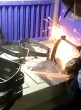 柯英厂家金属打磨抛光除尘工作台|汽车配件机械零部件环保节能