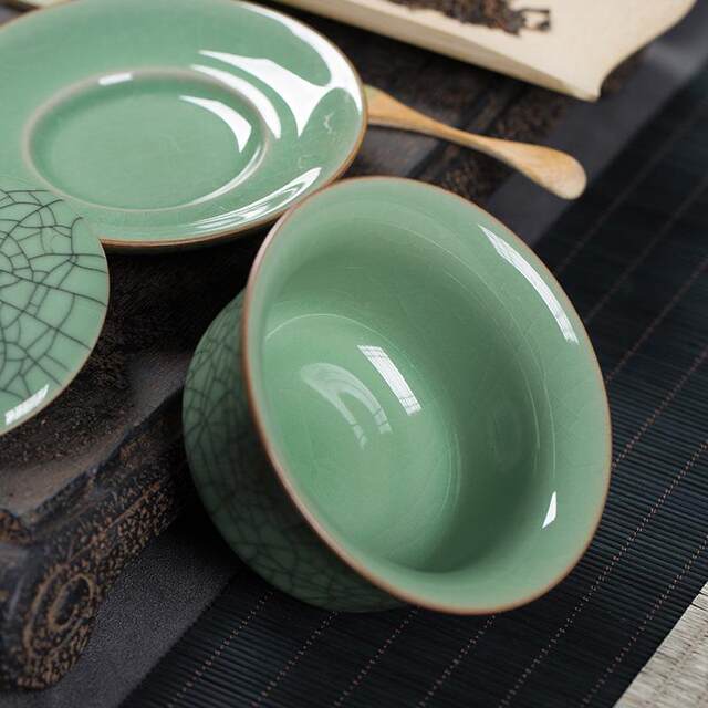 Kungfu tea set handmade three-cai bowl factory ຂາຍໂດຍກົງ ceramic Ge kiln ice crack tea cup hand-caught tea bowl
