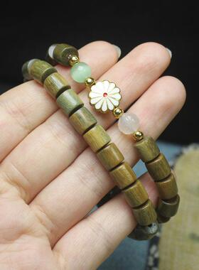 2026厂家 绿檀木桶珠双层手串带小雏菊配饰 女士款文玩饰品手链念