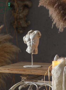 法式件复古做半身象装饰品家桌面腹A3234肌男摆民旧宿酒店前台居