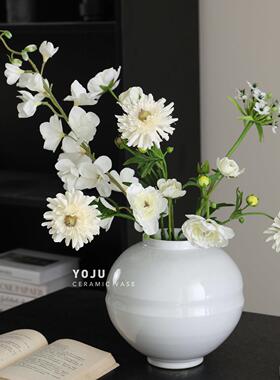 YOJU新中式白色陶瓷花瓶高级感插花摆件手工复古大肚圆球粗陶花器